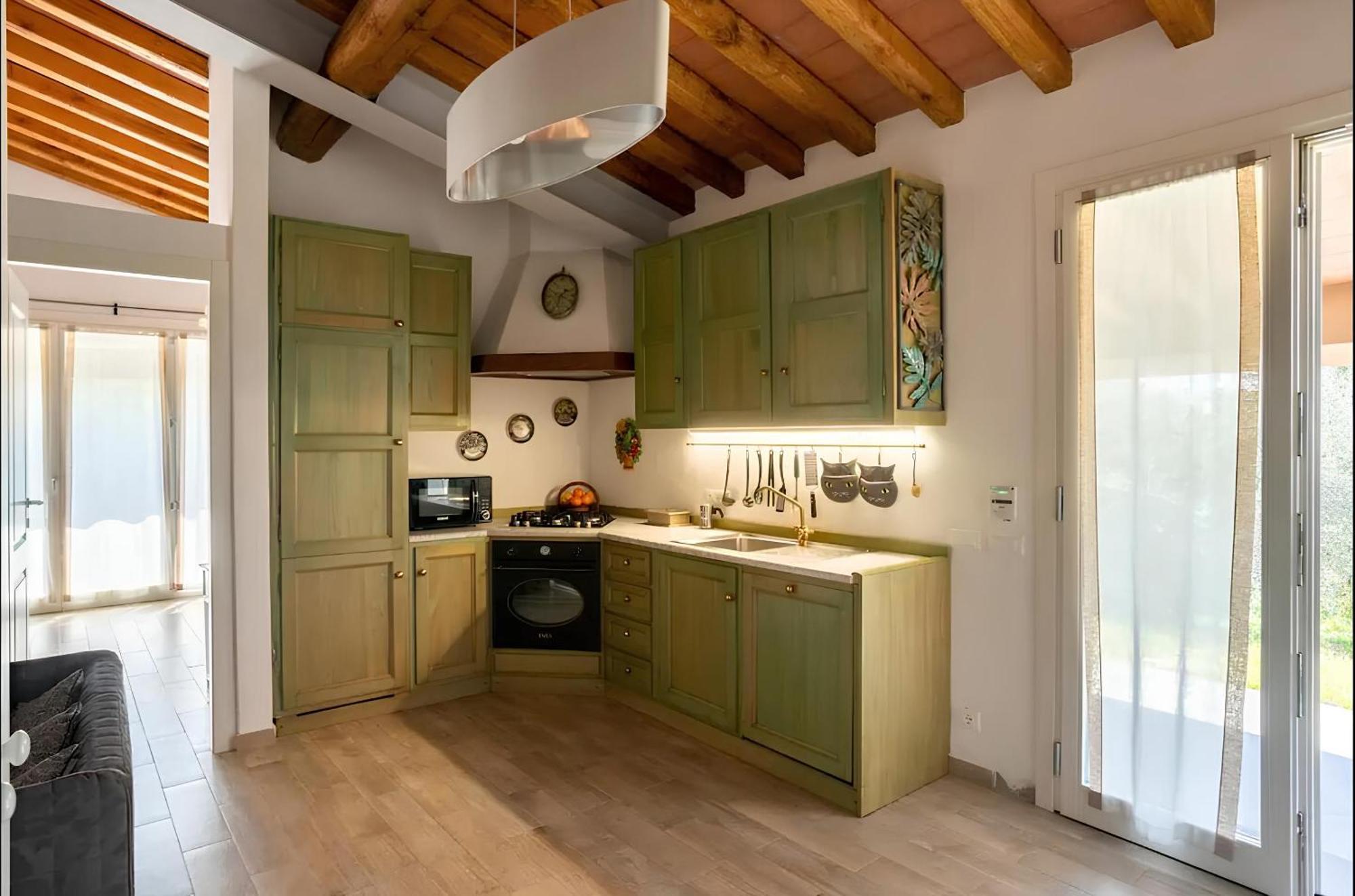 Cozy Tuscany Apartment With View Pescia Buitenkant foto